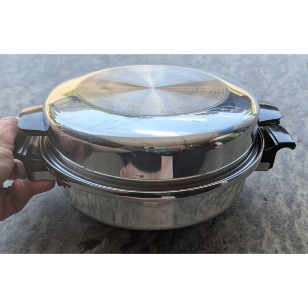 Vtg 6-Pc Royal Queen 9" Skillet Dome Lid Egg Poacher 5-Ply Multi-Core